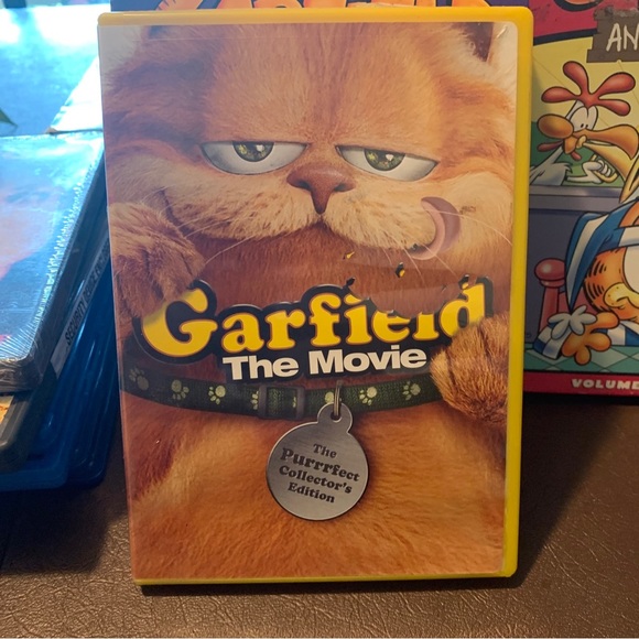 Garfield and Friends - Volume 1 , 2 & 4 plus Garfield The Movie. - Picture 8 of 9